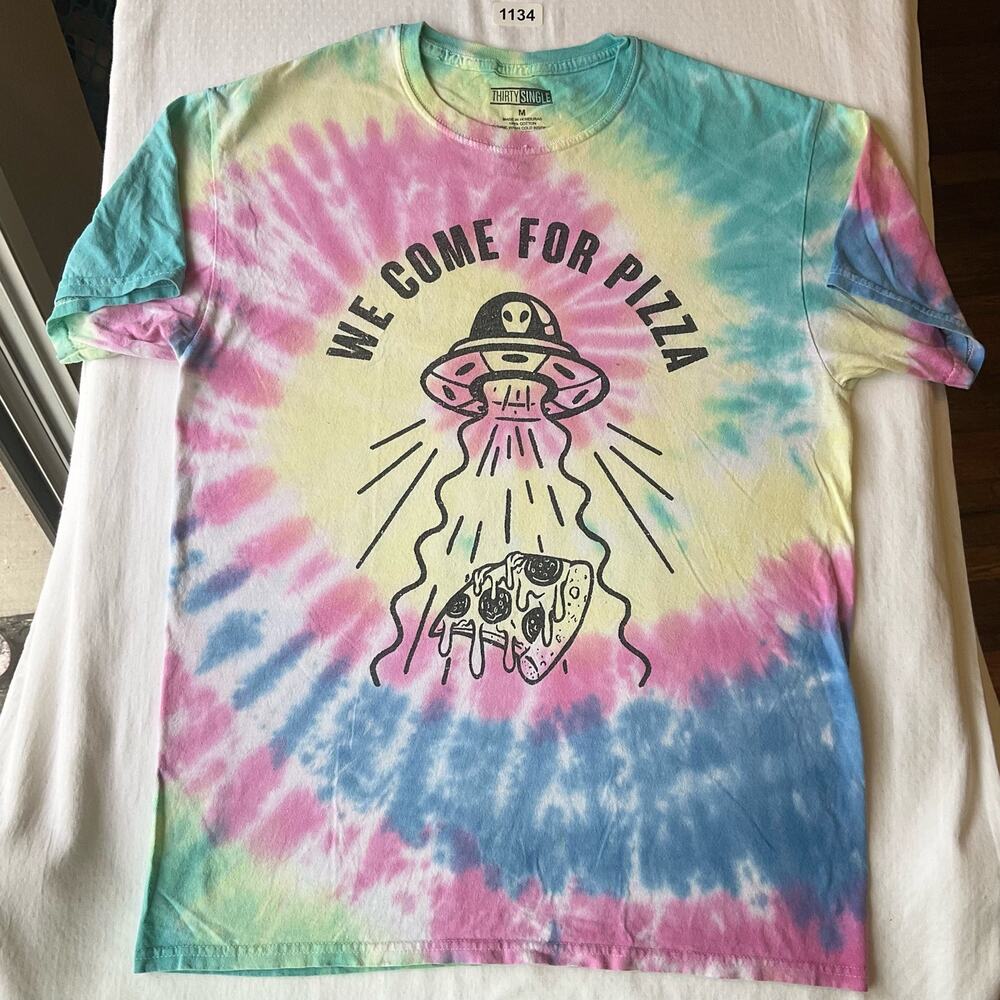 Thirty Single Men’s Short Sleeve Tie Dye T-shirt size M, Blue, We Come For Pizza